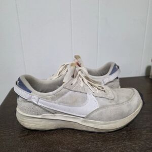 Nike Waffle Debut Vintage Womens Shoes, Size 8.5 Blue and White.